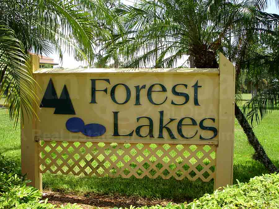 FOREST LAKES Signage